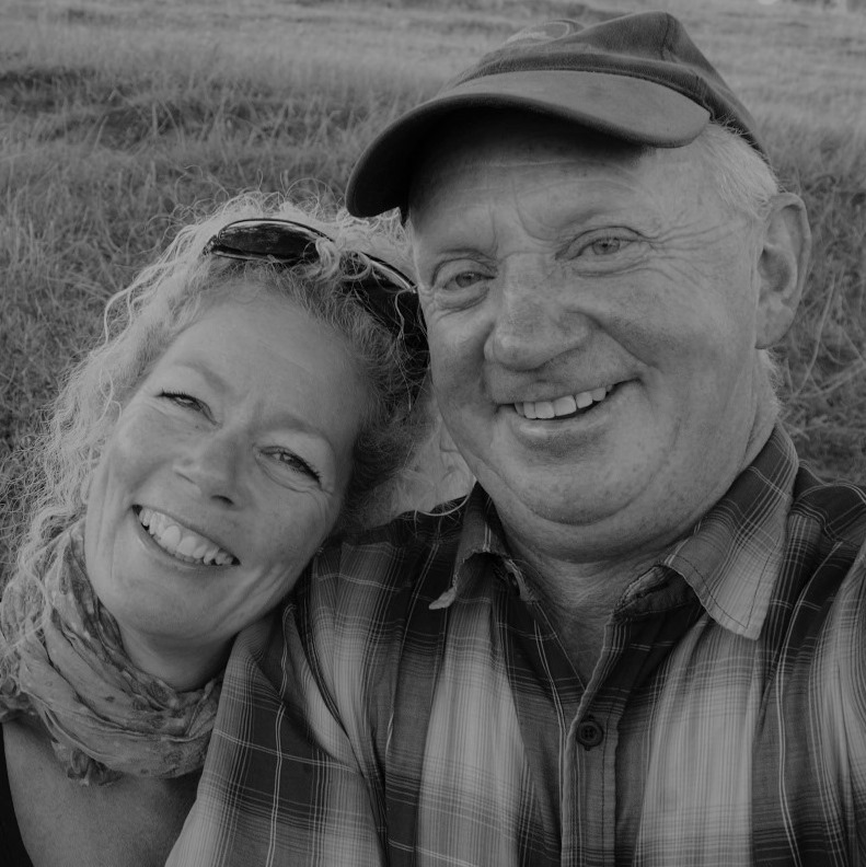 Mandy and Tony Stead